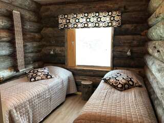 Дома для отпуска Rukakaiku Cottages Рука Four-Bedroom Cottage with Sauna - Vapatie 6-14